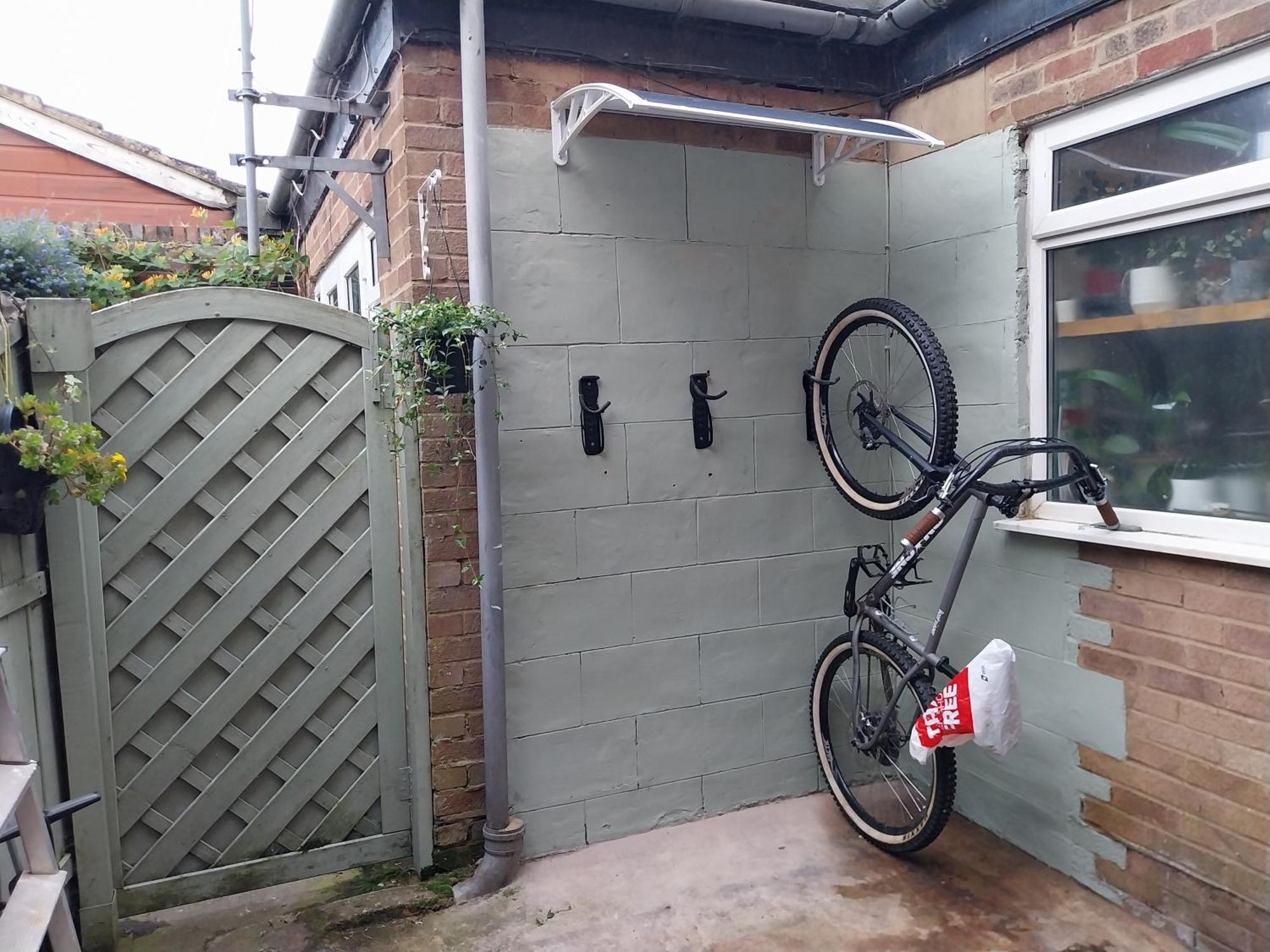 Sunset Guest House Hunstanton Exteriör bild A bicycle shower