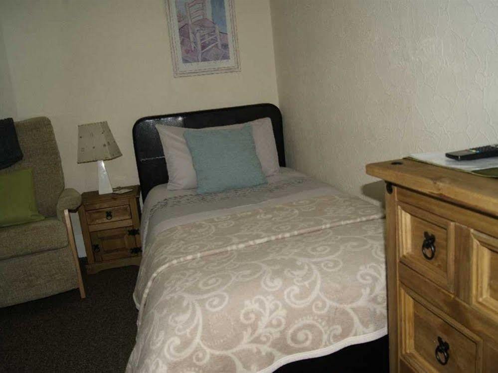 Sunset Guest House Hunstanton Exteriör bild A single bed